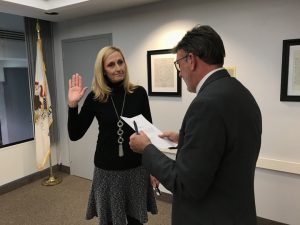 Vivian Payne is sworn in by SSC Vice President of Administration Martin Lareau